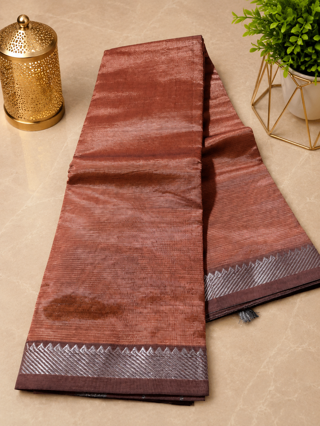 Mangalagiri Silk Cotton Elegance, Woven with a Charming Silver and Gold Zari self Border.