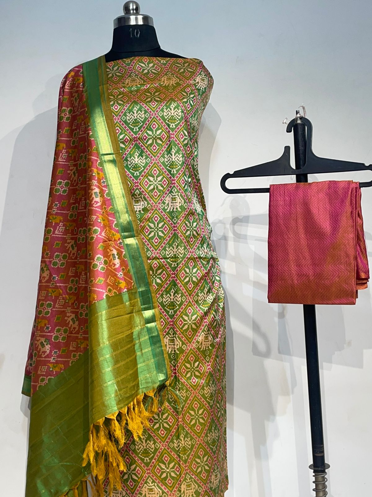 PureSoftSilkPatolaPrint12